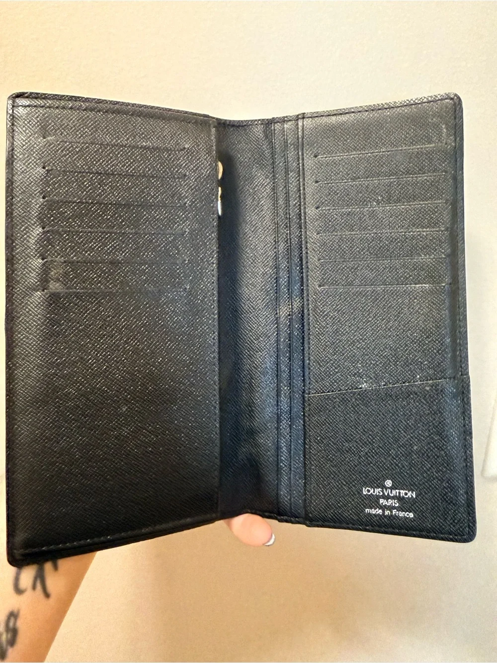 *Authentic* Men’s Louis Vuitton - Damier Graphite Long Bifold Wallet